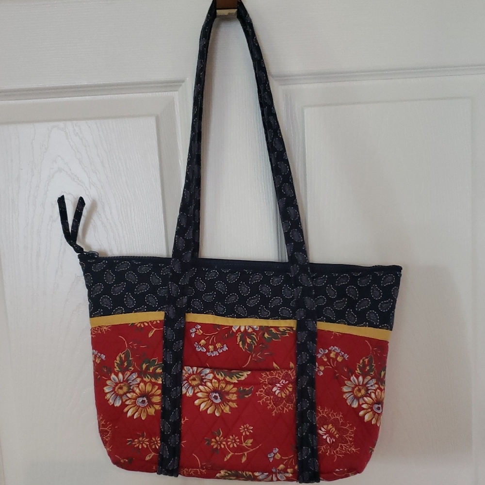 Elegant Red and Black Tote Bag with Asian-Inspired Design
